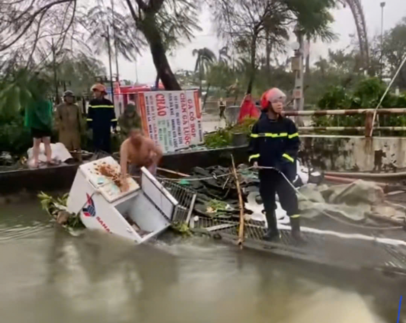 Bão số 10 gây thiệt hại nặng nề ở Nghệ An -0