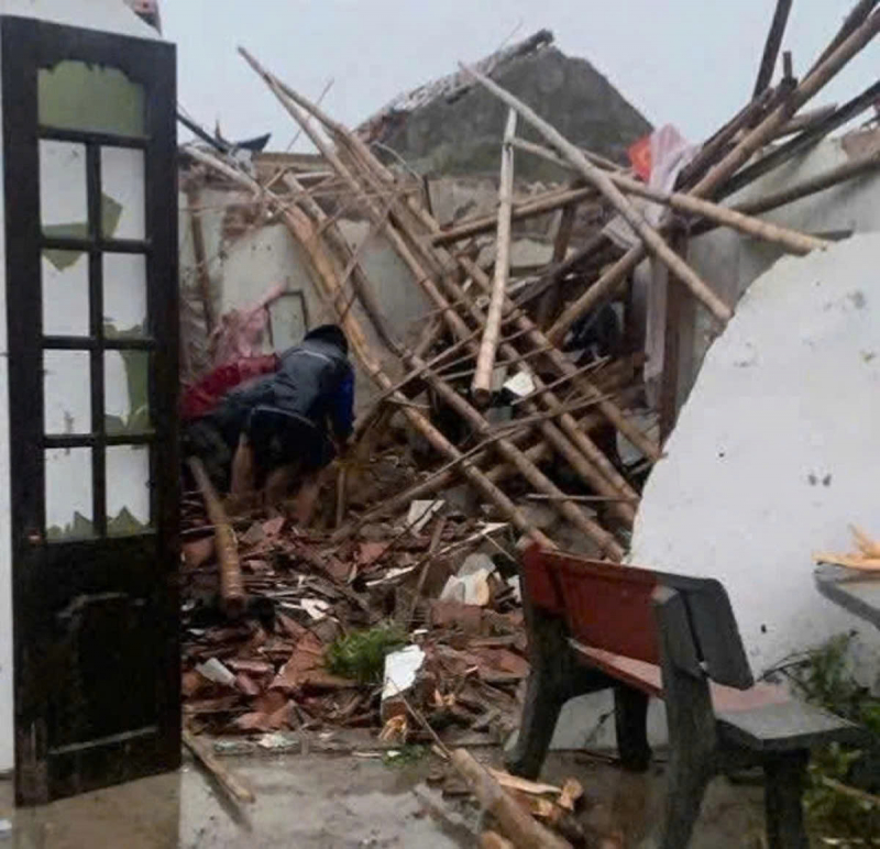 6 người thiệt mạng ở Ninh Bình do dông lốc bão Bualoi -0