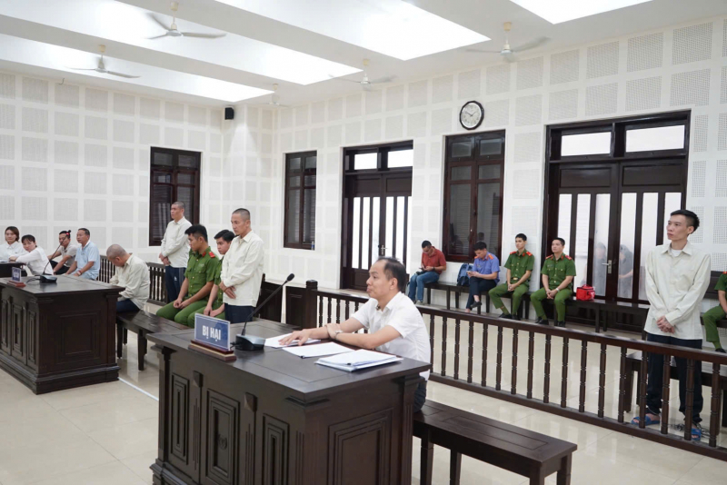 Đà Nẵng: Bản án nghiêm khắc cho nhóm tội phạm đội lốt doanh nhân tranh đoạt quyền quản lý mỏ cát -0