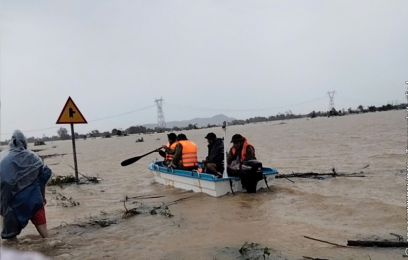 Pasca Badai No. 10, Warga Ha Tinh Berjuang Melawan Banjir -0