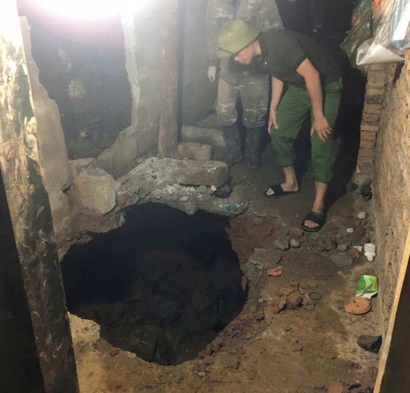 Many subsidence points after heavy rain in Phieng Khoai, Son La province -1