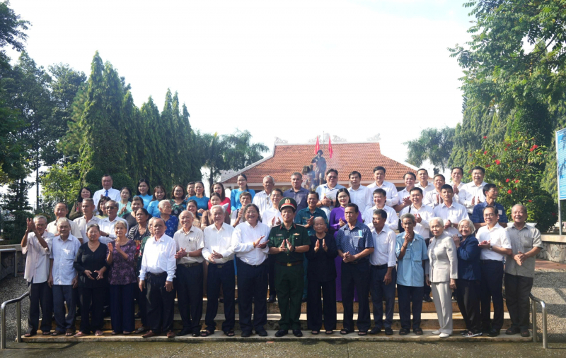Sự hy sinh của 32 dân công hỏa tuyến Vĩnh Lộc - khúc tráng ca bất tử -0