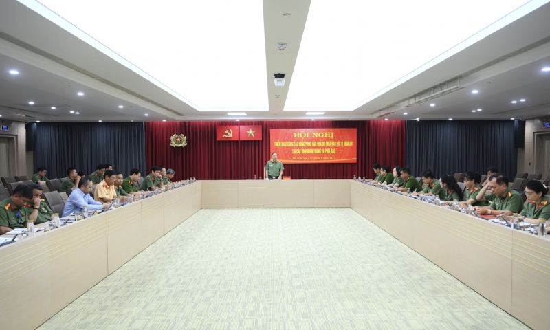 Quyết liệt, khẩn trương triển khai công tác ứng phó, khắc phục hậu quả cơn bão số 10 -0