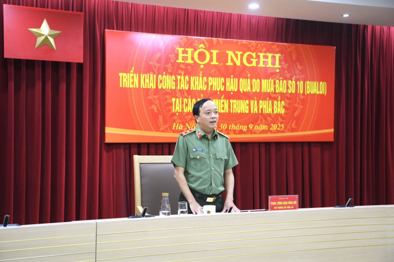 Quyết liệt, khẩn trương triển khai công tác ứng phó, khắc phục hậu quả cơn bão số 10 -0