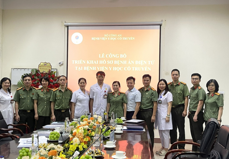មន្ទីរពេទ្យឱសថបុរាណរបស់ក្រសួងសន្តិសុខសាធារណៈបានដាក់ឱ្យប្រើប្រាស់ជាផ្លូវការនូវកំណត់ត្រាវេជ្ជសាស្ត្រតាមប្រព័ន្ធអេឡិចត្រូនិច។ -0