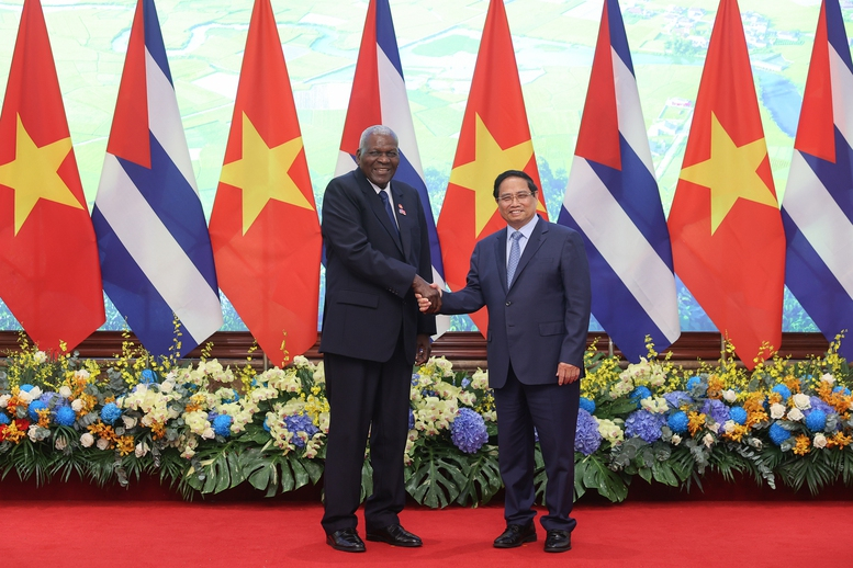 Thủ tướng: Chính phủ Việt Nam sẽ tiếp tục triển khai các biện pháp hỗ trợ Cuba thiết thực, cụ thể -0