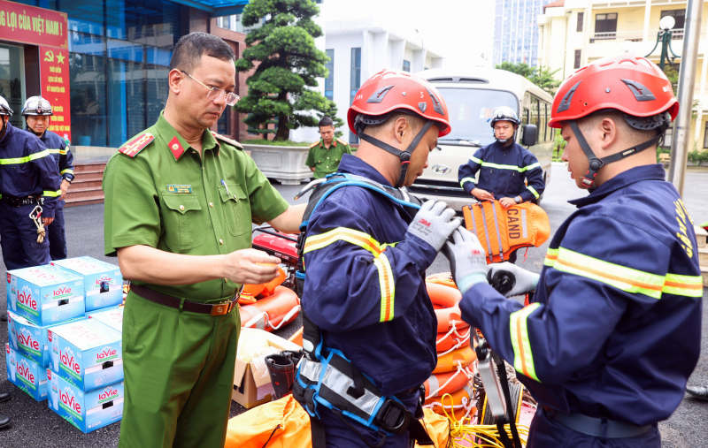 Lực lượng PCCC và CNCH khẩn trương chi viện Tuyên Quang -7