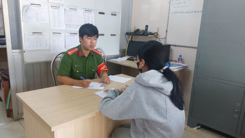 z7066175149999_59e2f2cad11f7acf7a6b1139a37595c0.jpg -0