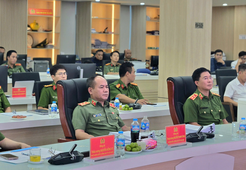 Ra mắt Trung tâm Thông tin chỉ huy hệ thống truyền tin, báo sự cố phòng cháy chữa cháy và cứu nạn cứu hộ -0