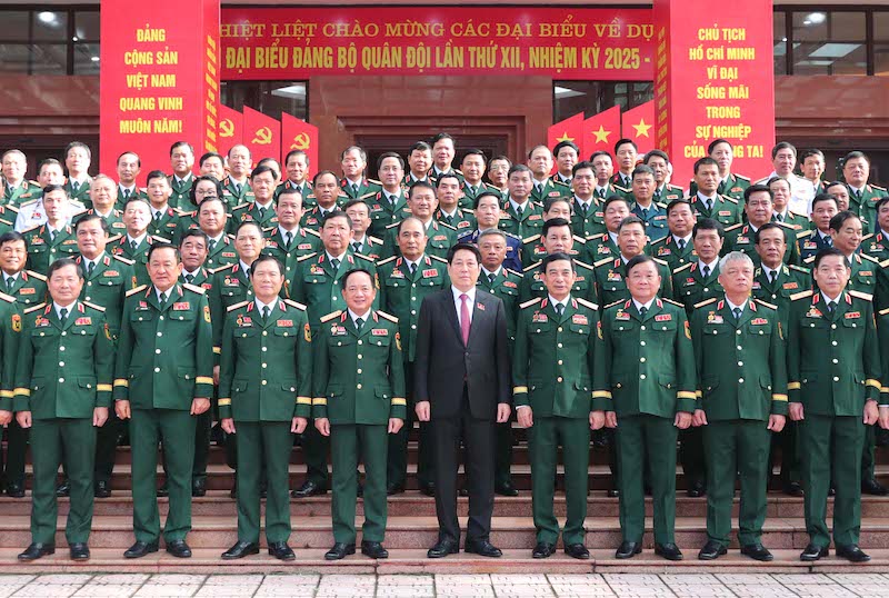 Tổng Bí thư và Chủ tịch nước dự Phiên bế mạc Đại hội Đảng bộ Quân đội lần thứ XII -0