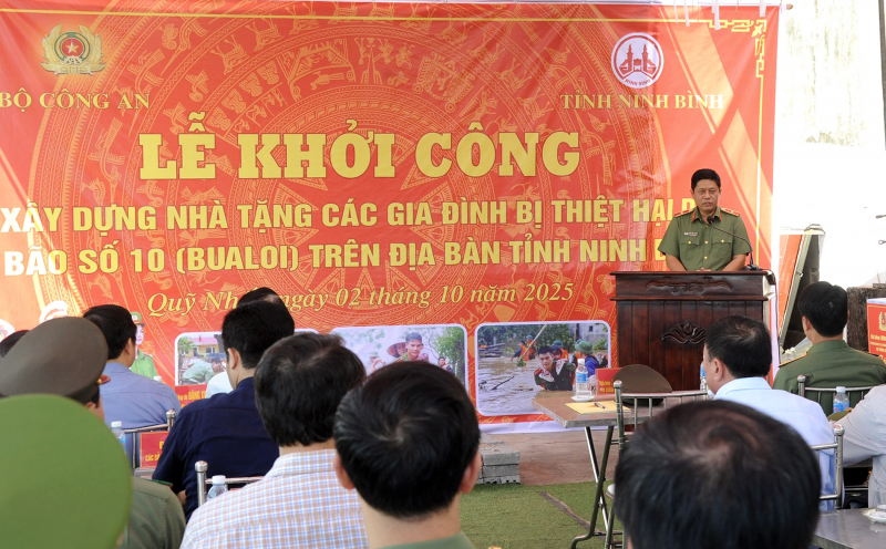 Bộ Công an sẻ chia mất mát với đồng bào vùng tâm bão Ninh Bình -0
