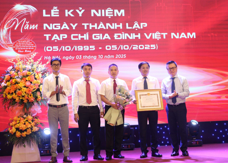 Không ngừng đổi mới, sáng tạo, nâng cao chất lượng, góp phần xây dựng gia đình hạnh phúc -0