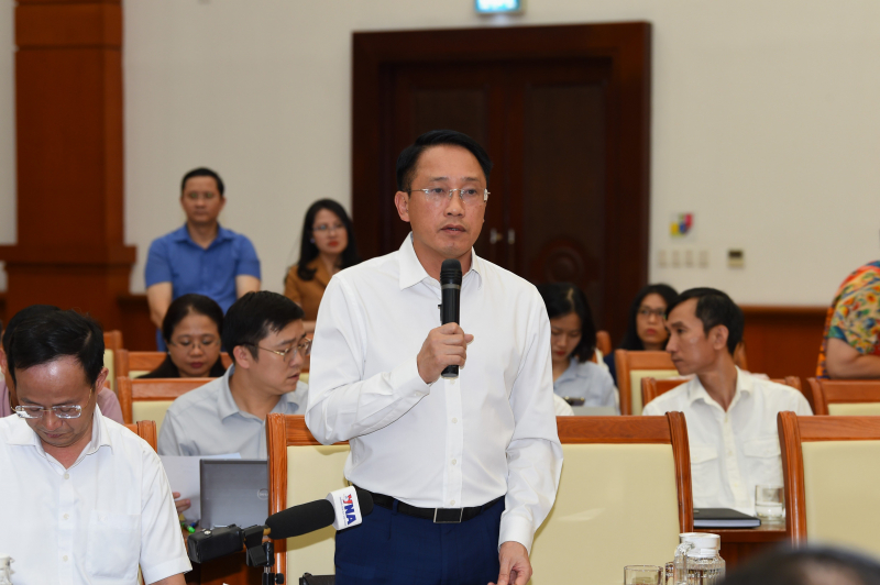 Ngân sách nhà nước thu hơn 1,9 triệu tỷ đồng -0