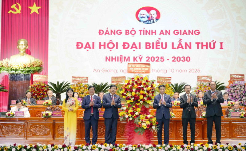 Hành động quyết liệt hơn để An Giang trở thành đầu tàu kinh tế của vùng Đồng bằng Sông Cửu Long -0