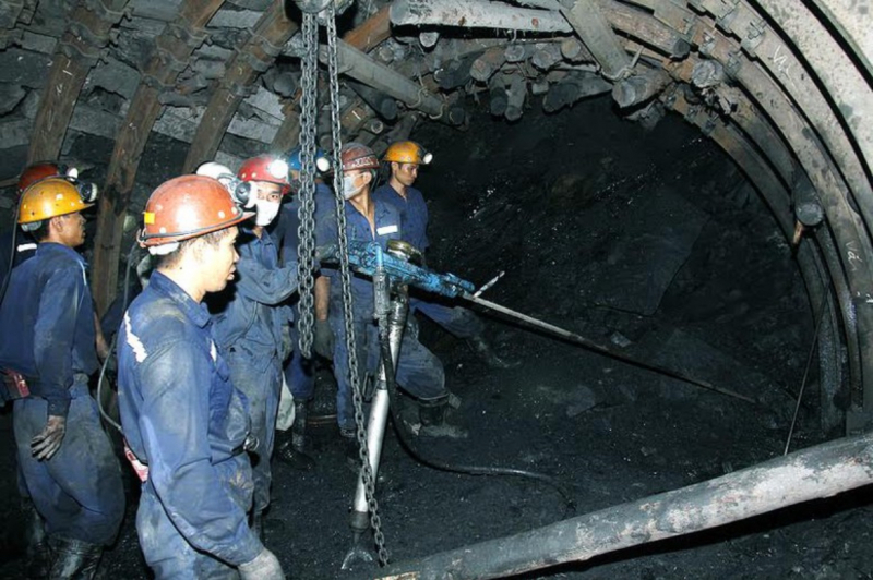 TKV nộp ngân sách gần 20 nghìn tỷ đồng trong 9 tháng đầu năm -0