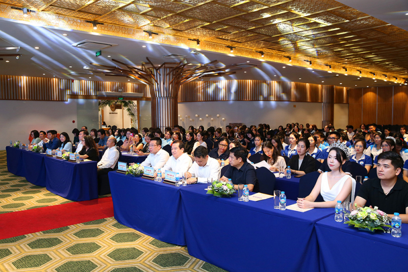 Lần đầu tiên xếp hạng khách sạn không khói thuốc -0