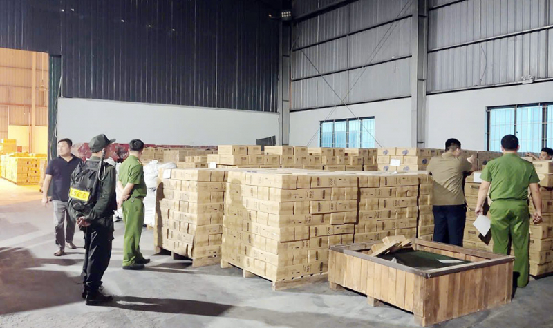 Giám đốc Công ty Tomoken sản xuất hàng triệu bình chữa cháy giả -0