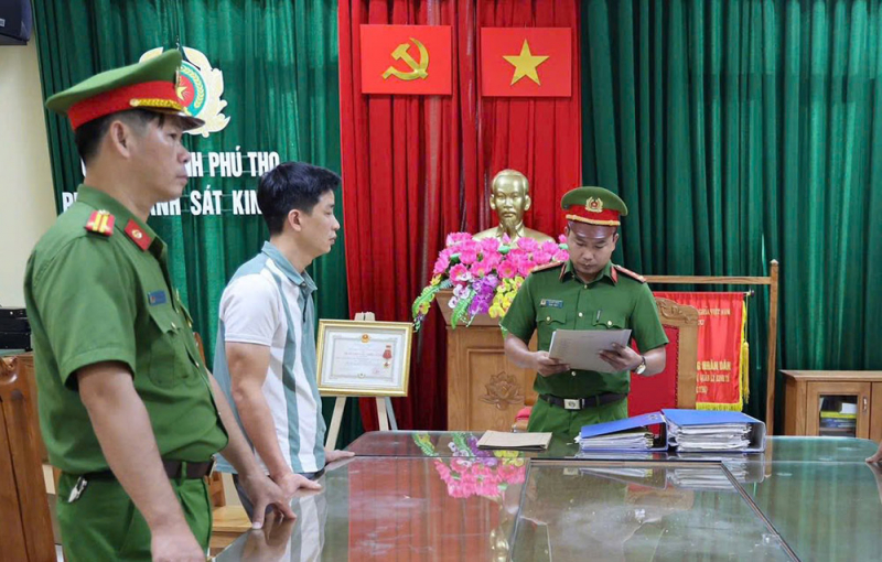 Giám đốc Công ty Tomoken sản xuất hàng triệu bình chữa cháy giả -0