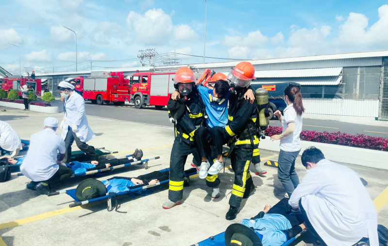 Cần Thơ tổ chức thực tập phương án chữa cháy và cứu nạn cứu hộ cấp thành phố -1