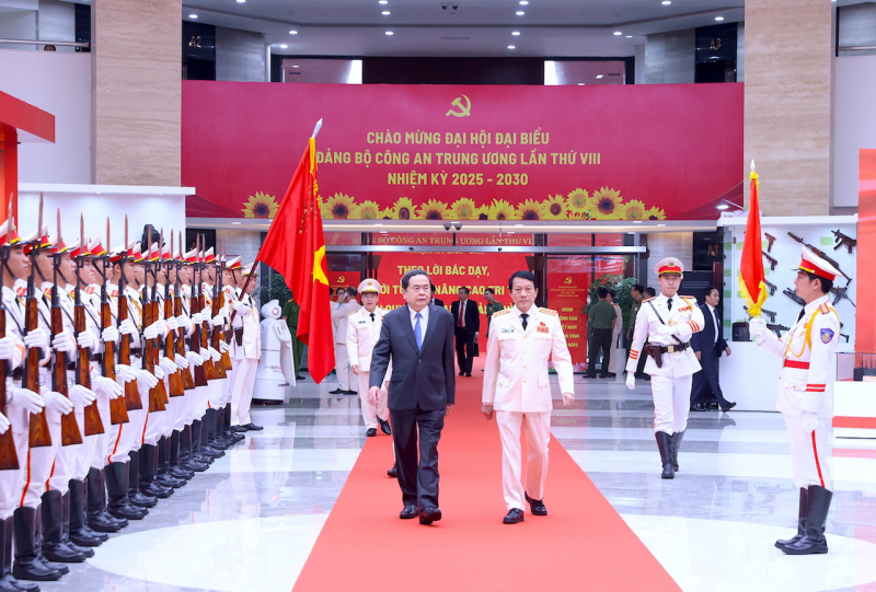 Các đồng chí lãnh đạo chủ chốt của Đảng dự Đại hội đại biểu Đảng bộ Công an Trung ương lần thứ VIII -0