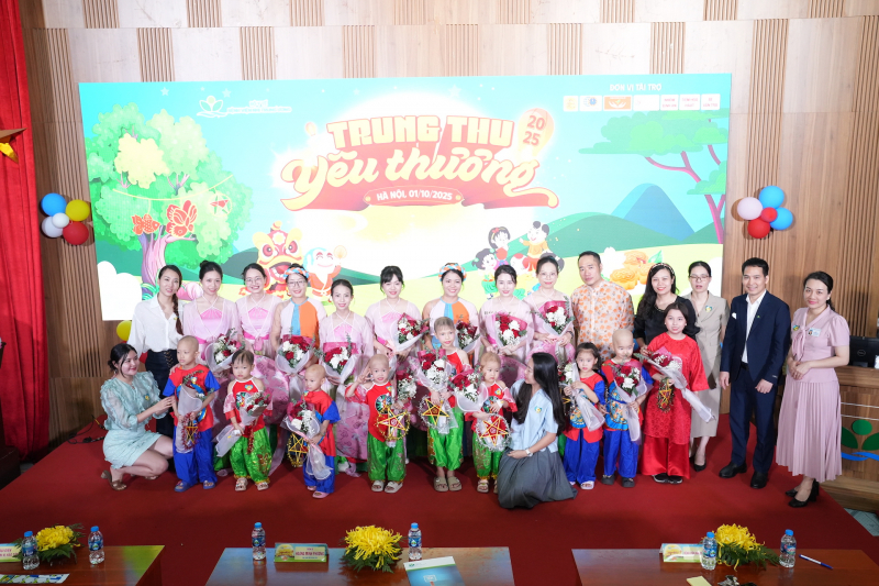 Mang Trung thu yêu thương đến với hàng nghìn bệnh nhi -0