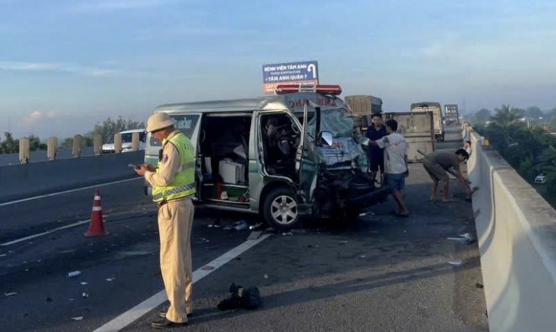 Truck overturned on highway after collision with ambulance -0