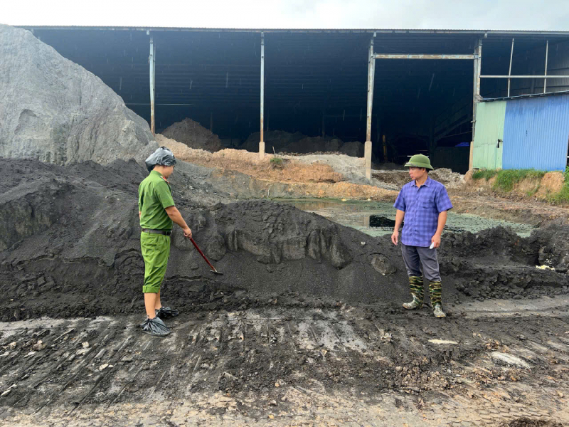 Khởi tố giám đốc và 4 lãnh đạo công ty thu gom chất thải về tội gây ô nhiễm môi trường -0