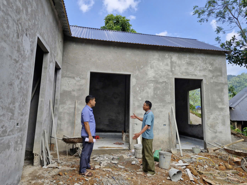 Công an Thanh Hoá chung tay xóa nhà tạm, nhà dột nát -0