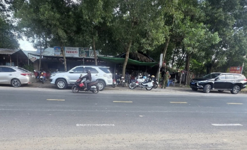 Ghen tuông, sát hại nữ chủ quán cà phê rồi nhảy lầu tự sát -0