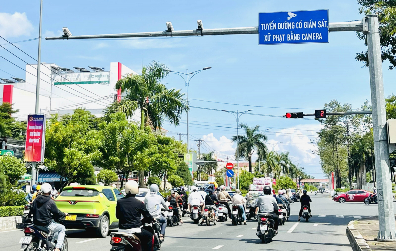 Cà Mau phát hiện trên 211.000 trường hợp vi phạm giao thông qua camera giám sát -0