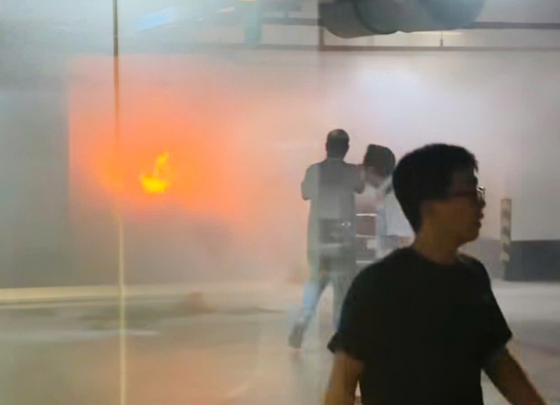 Fire extinguished at Takashimaya shopping center parking garage -0
