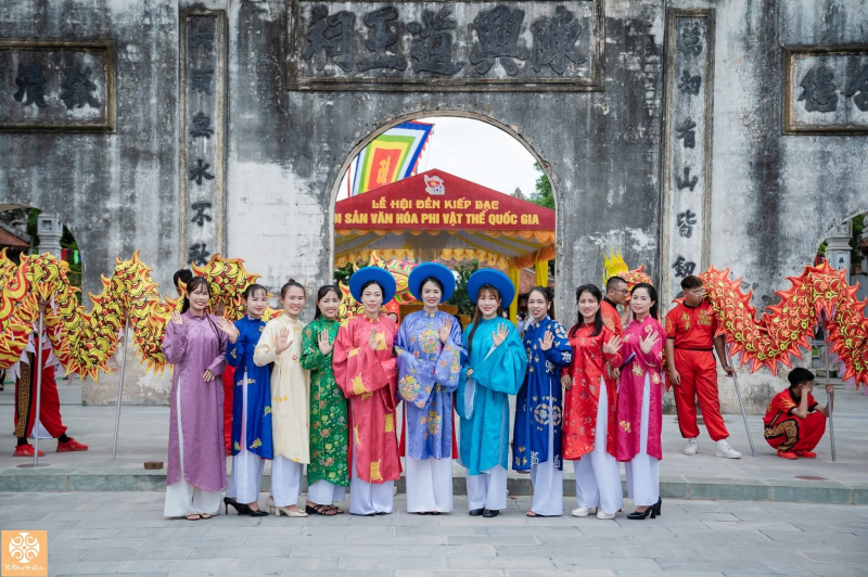 Con Son - ពិធីបុណ្យសរទរដូវ Kiep Bac៖ ចំណុចសំខាន់ដើម្បីបើកទូលាយសម្រាប់ការអភិវឌ្ឍន៍វប្បធម៌ និងទេសចរណ៍នៅ Hai Phong -0