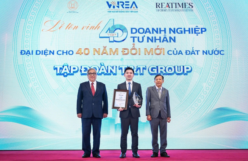 T&T Group của Bầu Hiển được vinh danh Top các doanh nghiệp tư nhân tiêu biểu -0