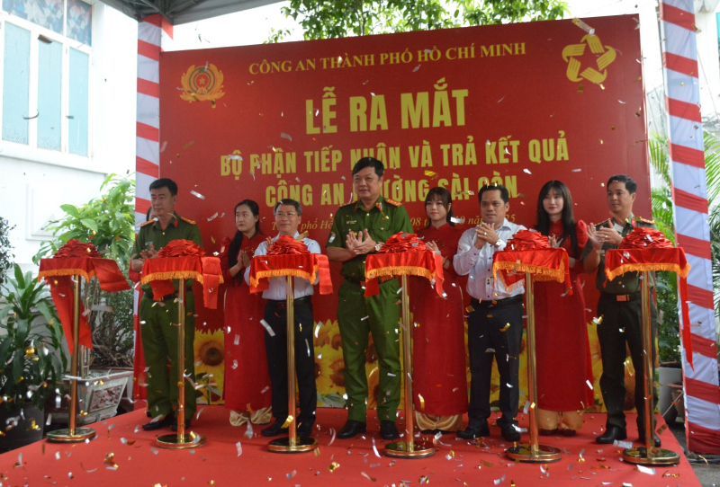  TP Hồ Chí Minh: Công an cấp xã đồng loạt ra mắt Bộ phận Một cửa -1