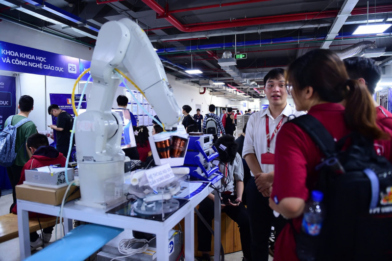 Cú hích từ các cuộc thi khoa học công nghệ (bài 1) -0