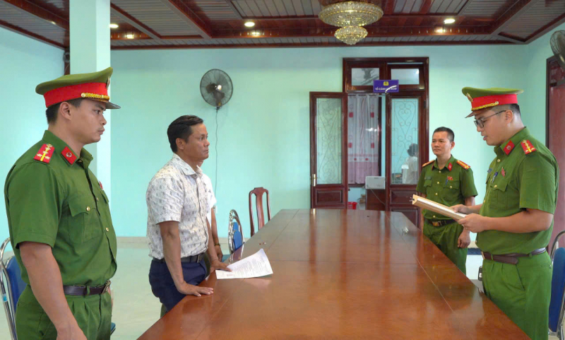 TP Huế: Bắt giam 2 cán bộ phường Thuận Hóa về hành vi nhận hối lộ  -0