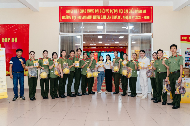 Kết nối an toàn – Đồng hành vì nhiệm vụ Minh Khang Media và Gmobile tại Đại học An ninh nhân dân -0