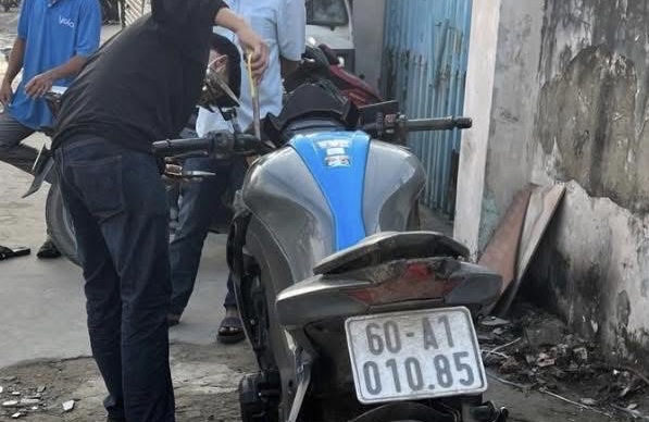 Lao qua làn ngược chiều xe tải cẩu tự hành tông tử vong người điều khiển mô tô Z1000 -0
