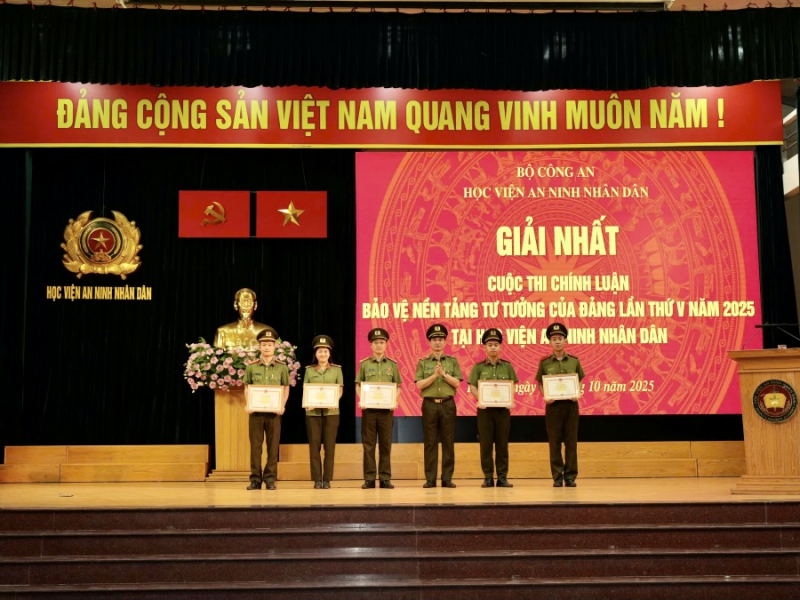 Học viện ANND tổng kết và trao giải Cuộc thi 