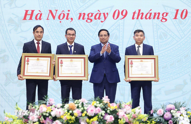 Thủ tướng đề nghị doanh nghiệp, doanh nhân Việt Nam thực hiện 