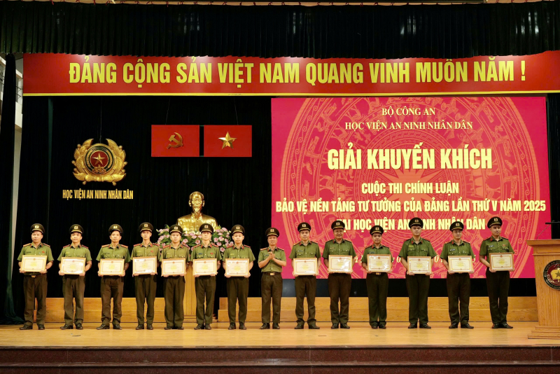 Học viện ANND tổng kết và trao giải Cuộc thi 