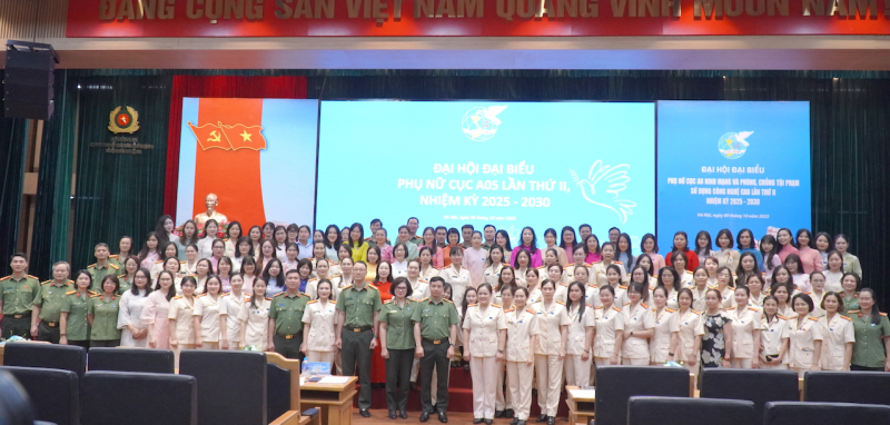 Phụ nữ Cục An ninh mạng và phòng, chống tội phạm sử dụng công nghệ cao tiên phong, sáng tạo trong công tác chuyển đổi số -0