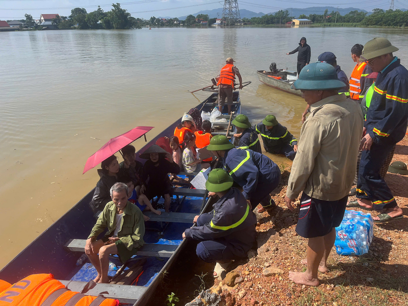 Thai Nguyen: Op veel plaatsen bestaat nog steeds overstromingsgevaar -1