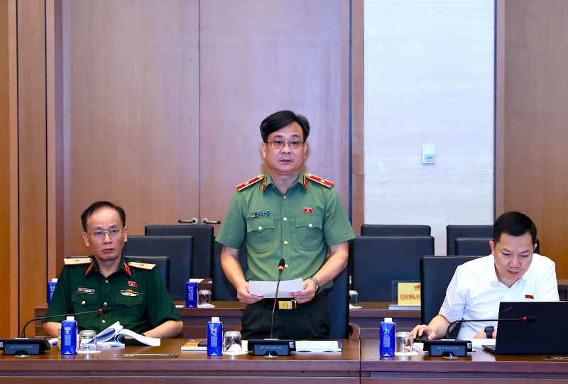 Đề xuất nghiêm cấm hành vi sử dụng AI tạo dựng, lan truyền clip giả mạo, sai sự thật -0