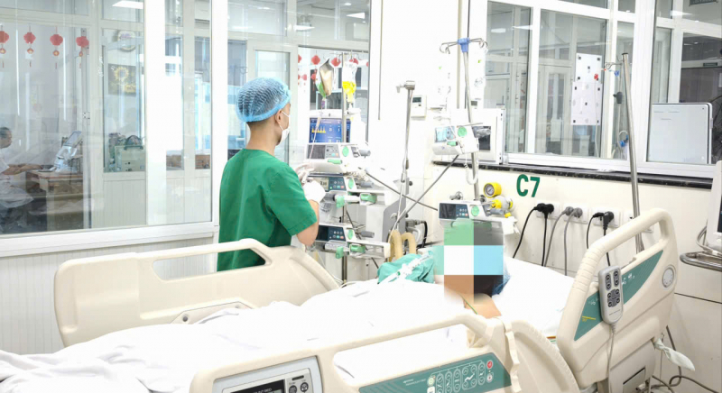 Nhiều người sốc, nguy kịch do sốt xuyết huyết -0