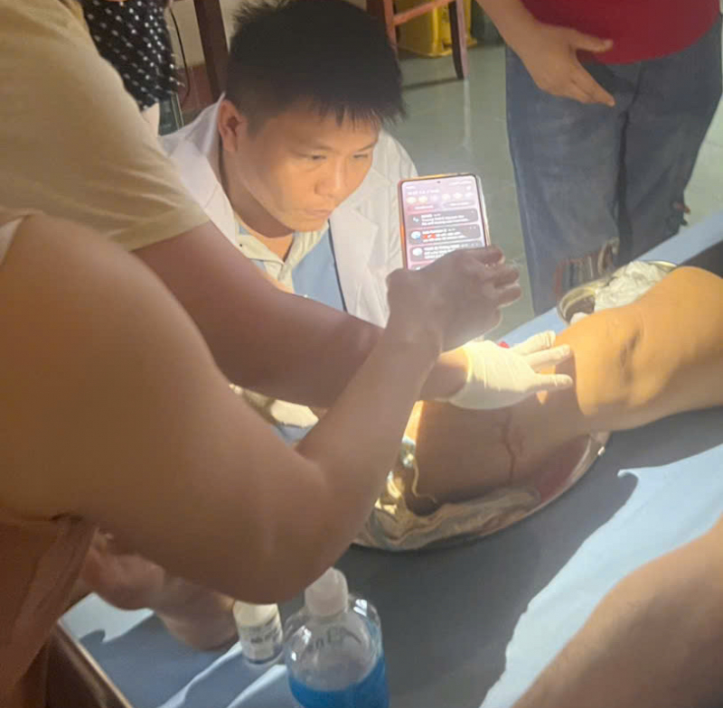 Hỗ trợ Bệnh xá Công an tỉnh Thái Nguyên khắc phục hậu quả lũ lụt -0