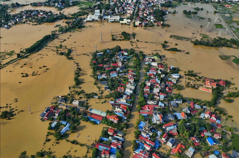 उत्तर में धूप वाला मौसम, कई प्रांतों और शहरों में अभी भी व्यापक बाढ़ -0