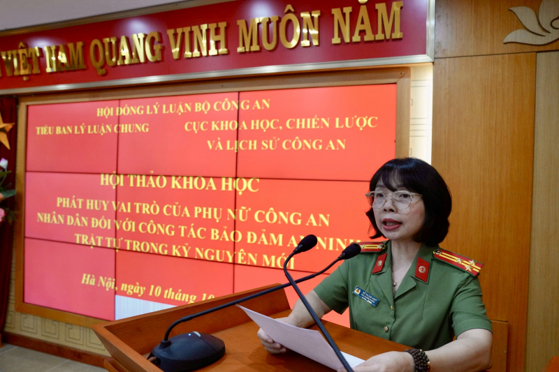 Những đóng góp to lớn của phụ nữ CAND trong kỷ nguyên số -0