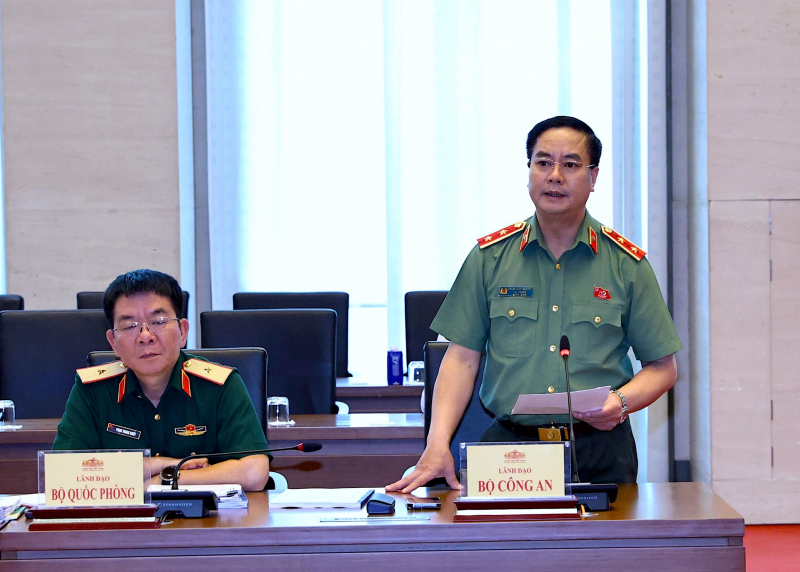 Thể chế hoá chủ trương của Đảng về công nghiệp an ninh -0