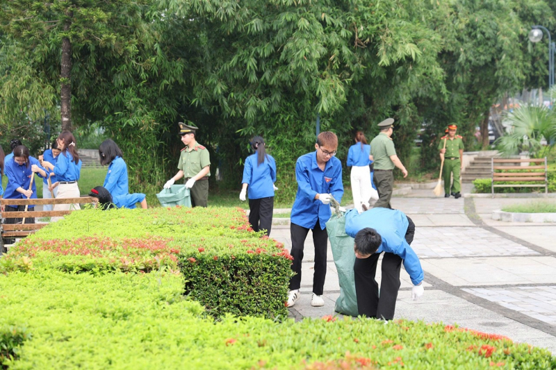 Phát động hưởng ứng chiến dịch 